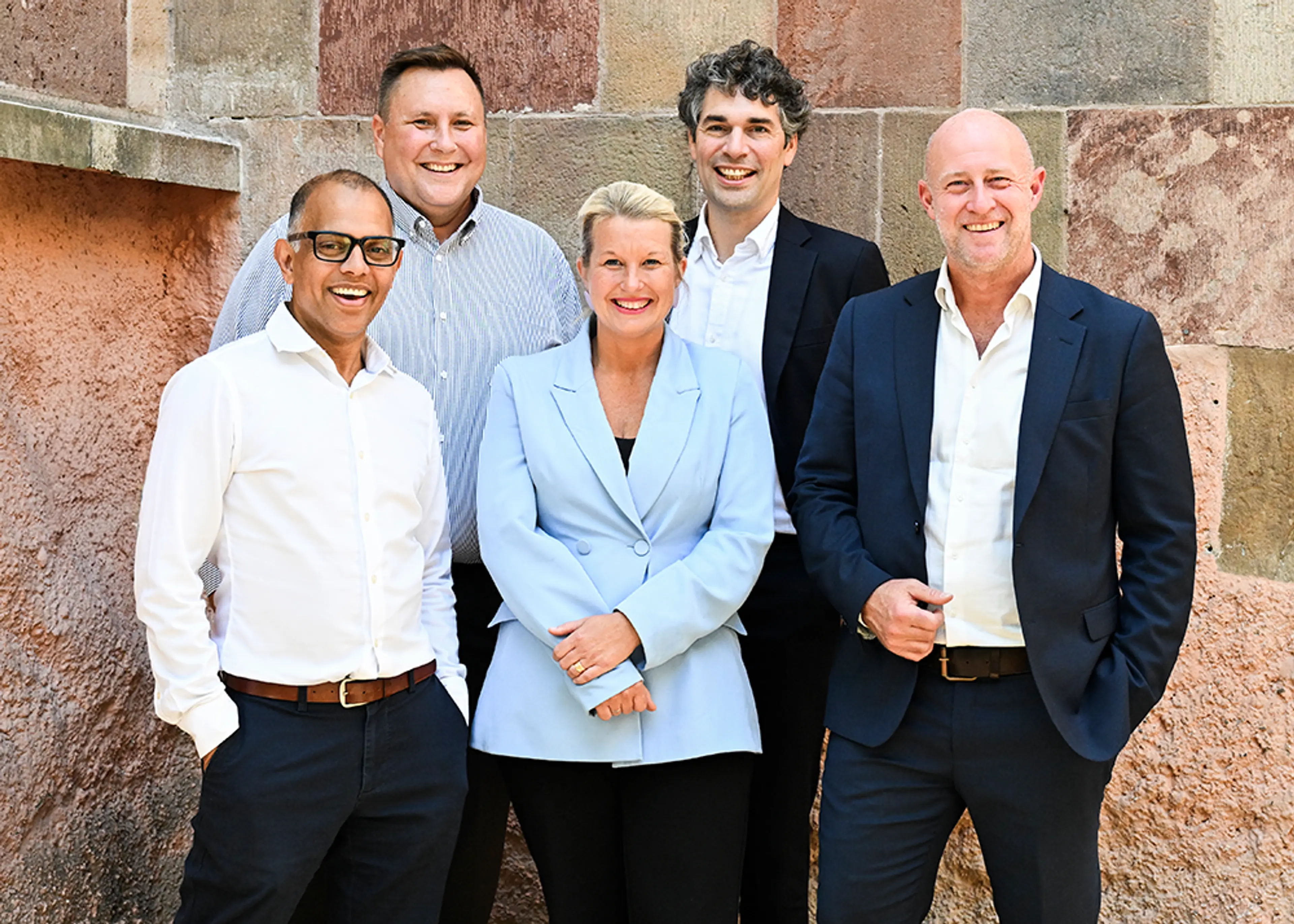 Gruppbild med fem personer, Läkarmissionens General Management Team