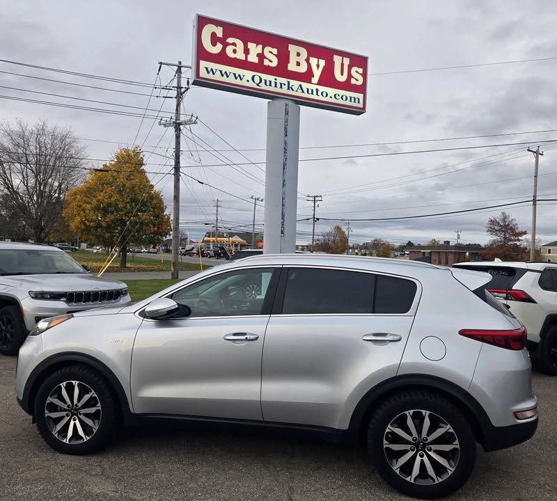 Lisa with their 2017 Kia Sportage EX AWD
