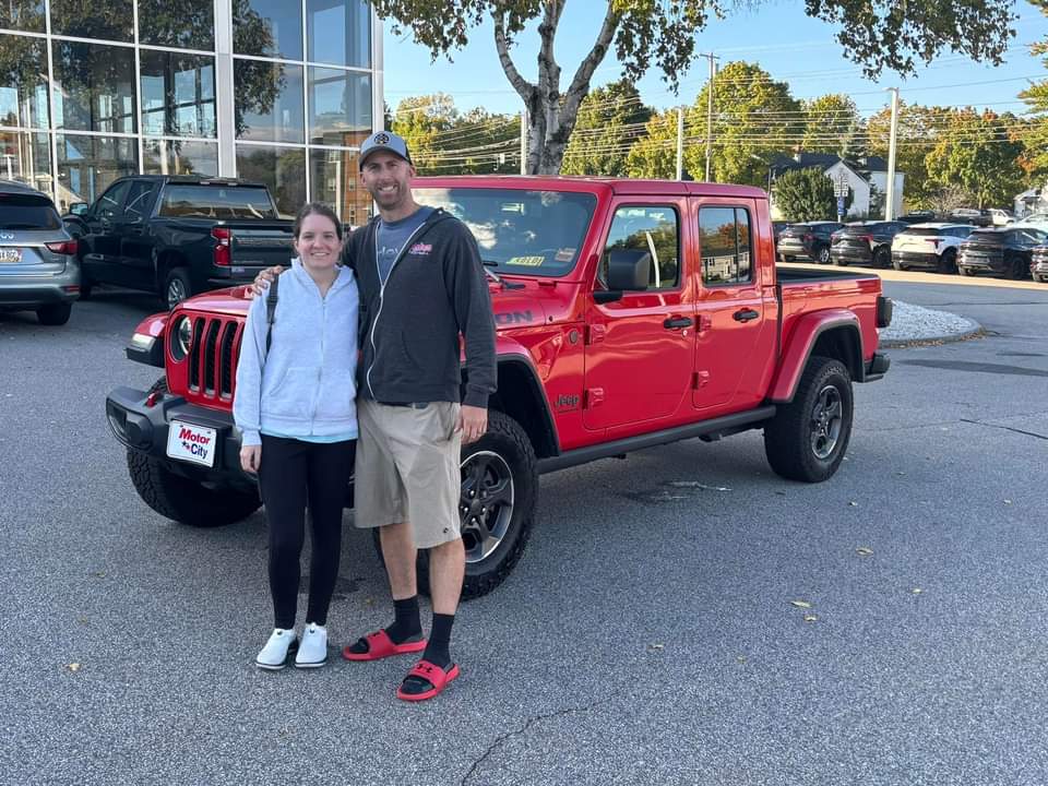 David with their 2023 Jeep Gladiator