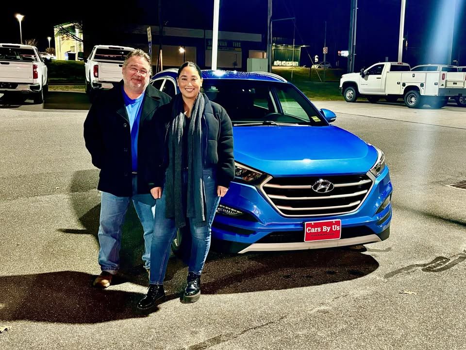 Melissa with their 2017 Hyundai Tucson