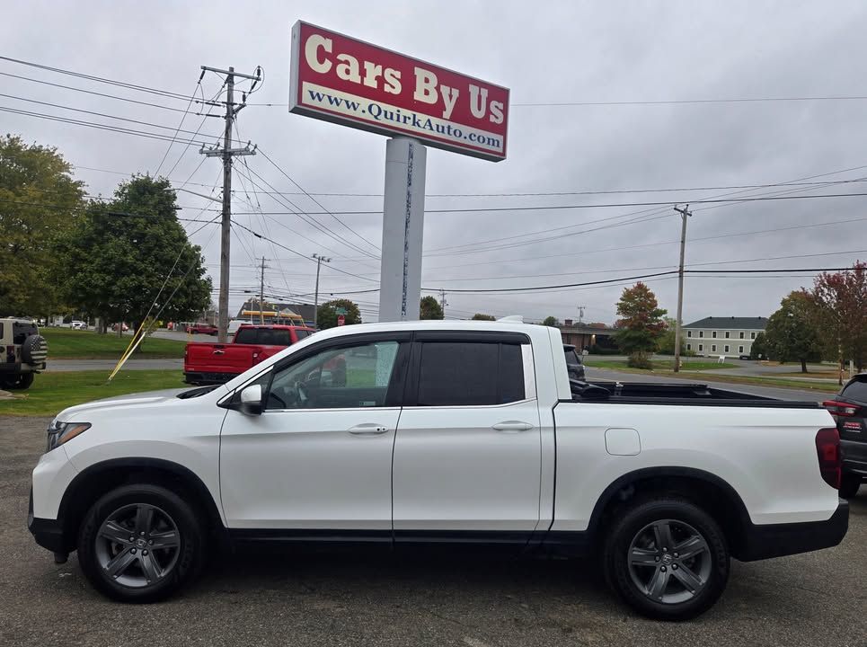 Kendra with their 2021 Honda Ridgeline RTL