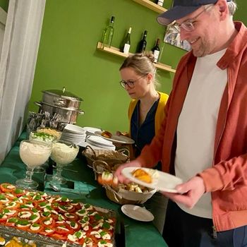 Pumpernickel mit Scampi (u.v.m.): Sehr lecker