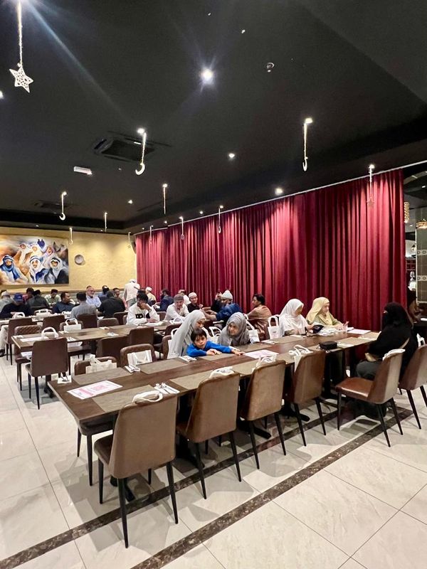 Fundraising Dinner for Al-Andalusia Islamic University of Spain - Image 3