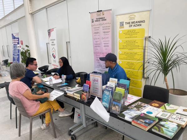 URGENT HUMANITARIAN APPEAL FOR THE VICTIMS OF THE ACHEH DISASTER - Image 2