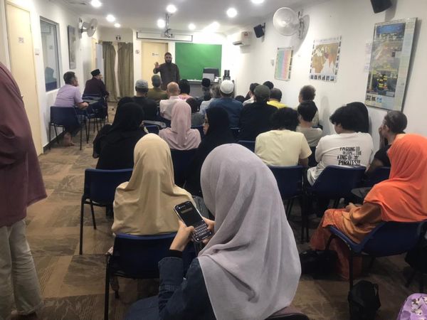 IFTAR RAMADHAN WITH NON MUSLIM - Image 1