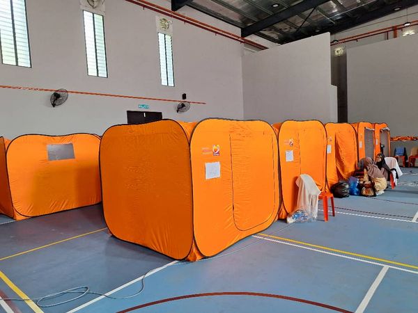 BANTUAN MANGSA KEBAKARAN PAIP GAS DI PUTRA HEIGHTS - Image 11