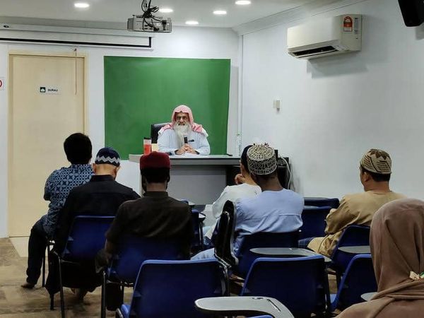 Special Talk: Leading A Good Life by Sheikh Younus Kathrada - Image 4