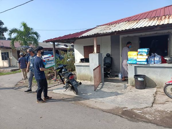 BANTUAN MANGSA BANJIR - Image 88