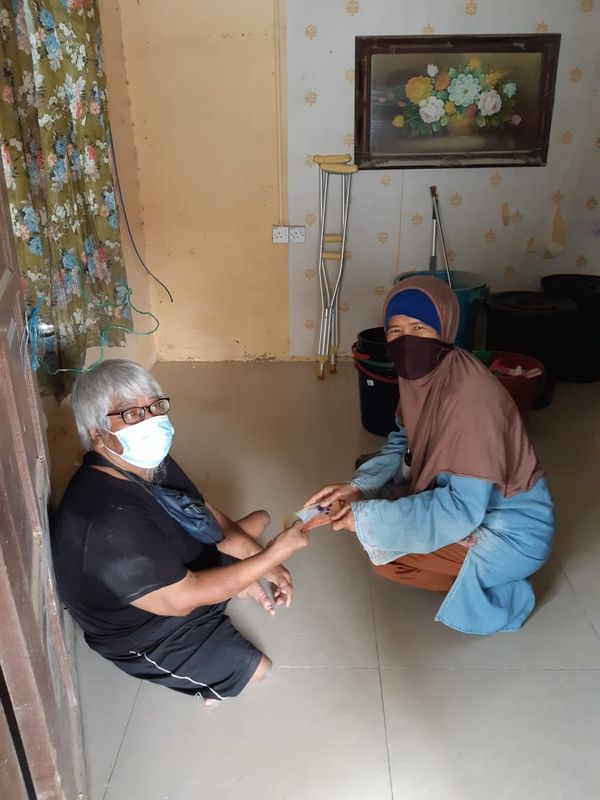 BANTUAN MANGSA BANJIR - Image 71