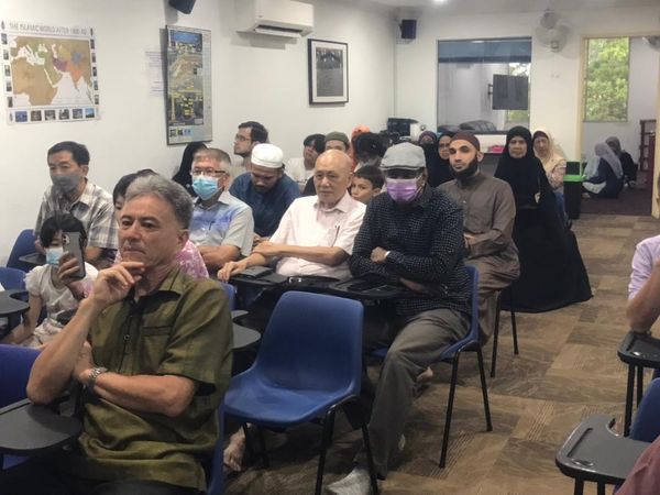 IFTAR RAMADHAN WITH NON MUSLIM - Image 7