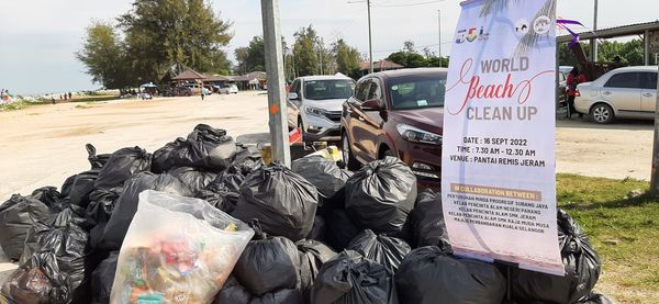MEMBERSIH KAWASAN PANTAI REMIS JERAM DI KUALA SELANGOR - Image 59