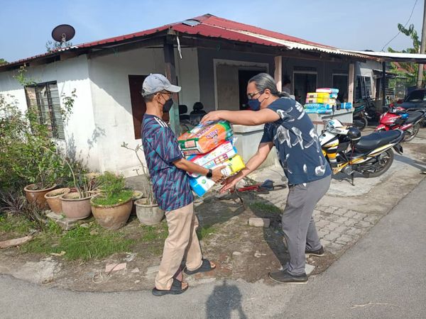 BANTUAN MANGSA BANJIR - Image 85