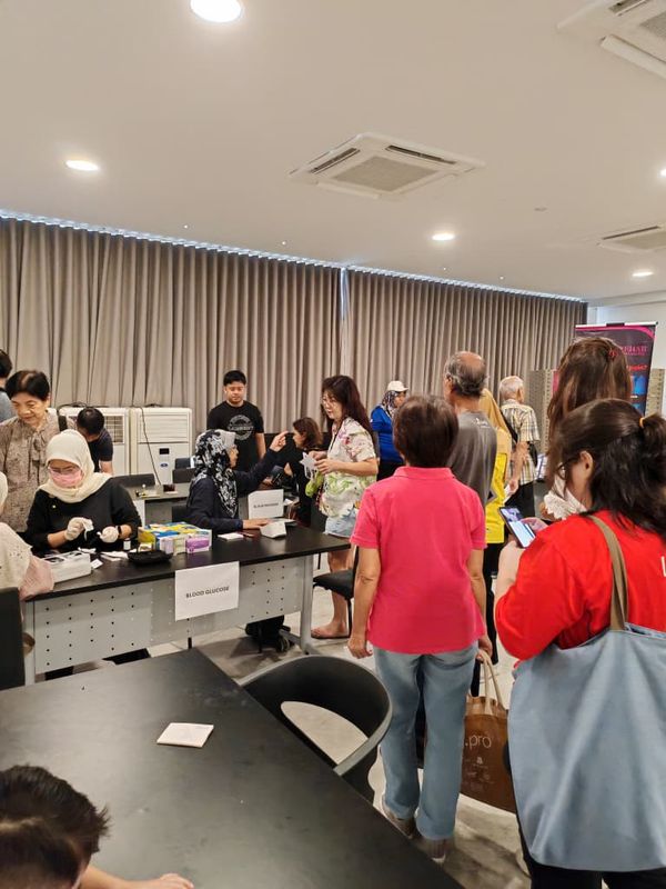 URGENT HUMANITARIAN APPEAL FOR THE VICTIMS OF THE ACHEH DISASTER - Image 3