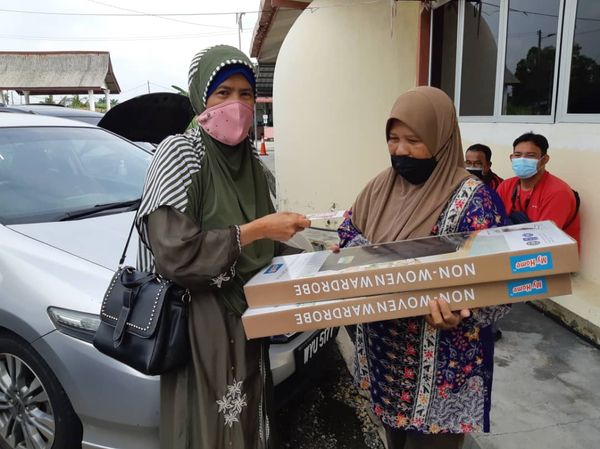 BANTUAN MANGSA BANJIR - Image 120