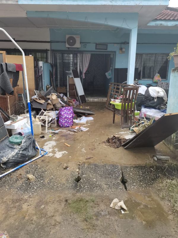 BANTUAN MANGSA BANJIR - Image 1