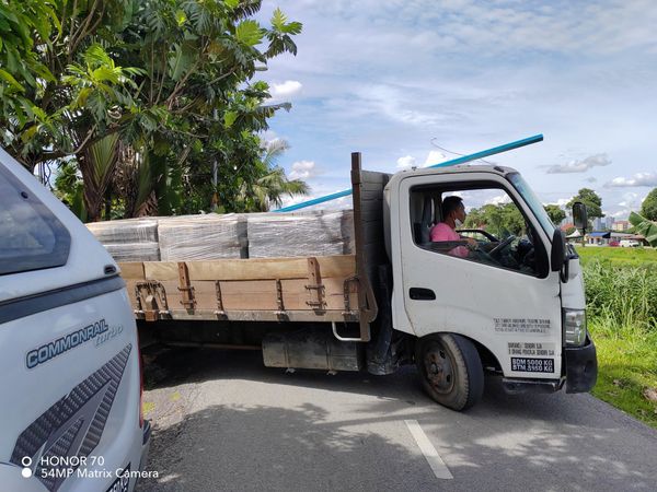 BANTUAN MANGSA HEMPAP POKOK - Image 7