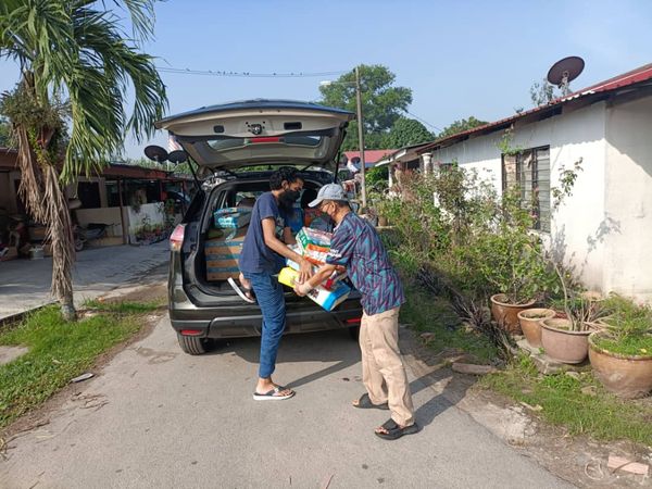BANTUAN MANGSA BANJIR - Image 86