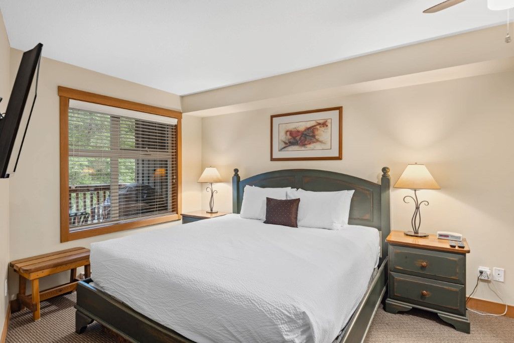 Lost Lake Lodge - 1 Bedroom Suite thumbnail 9