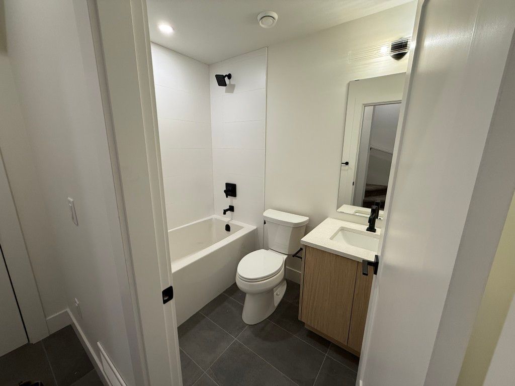 #32 414 Humbert St. thumbnail 13