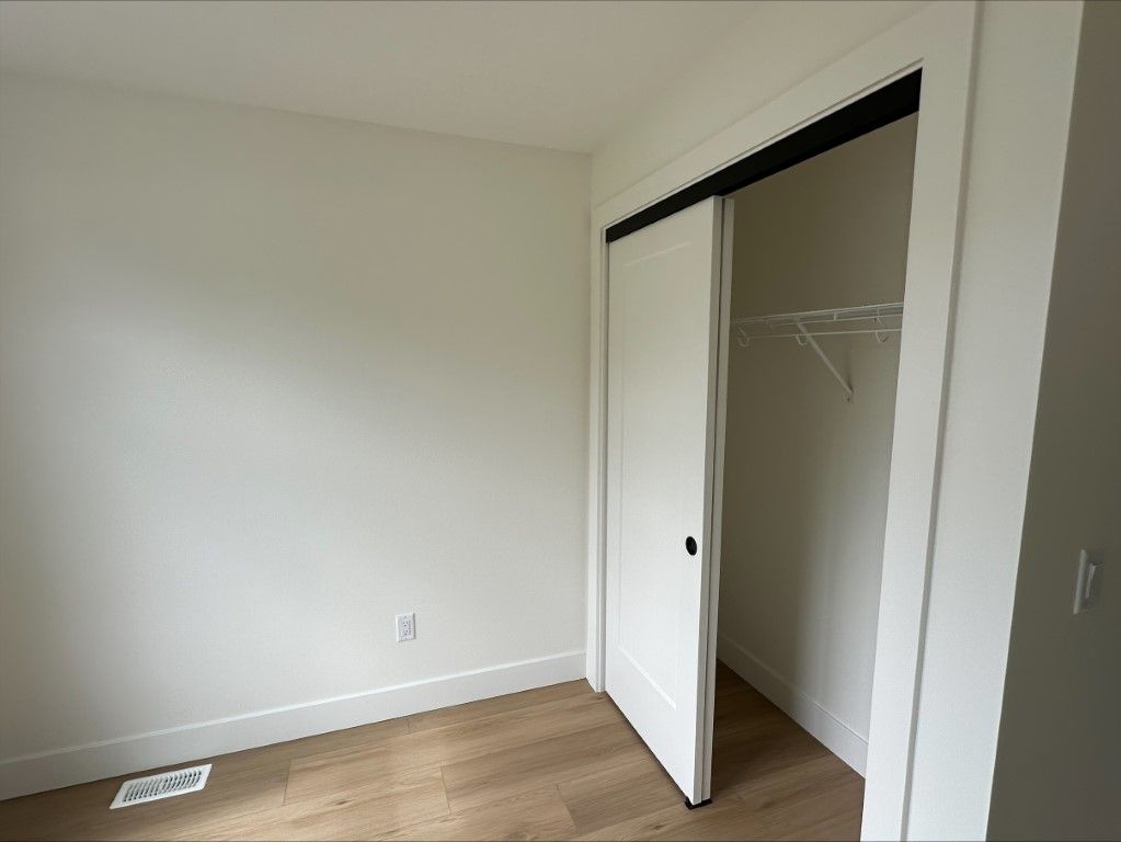 #18 414 Humbert St. thumbnail 7