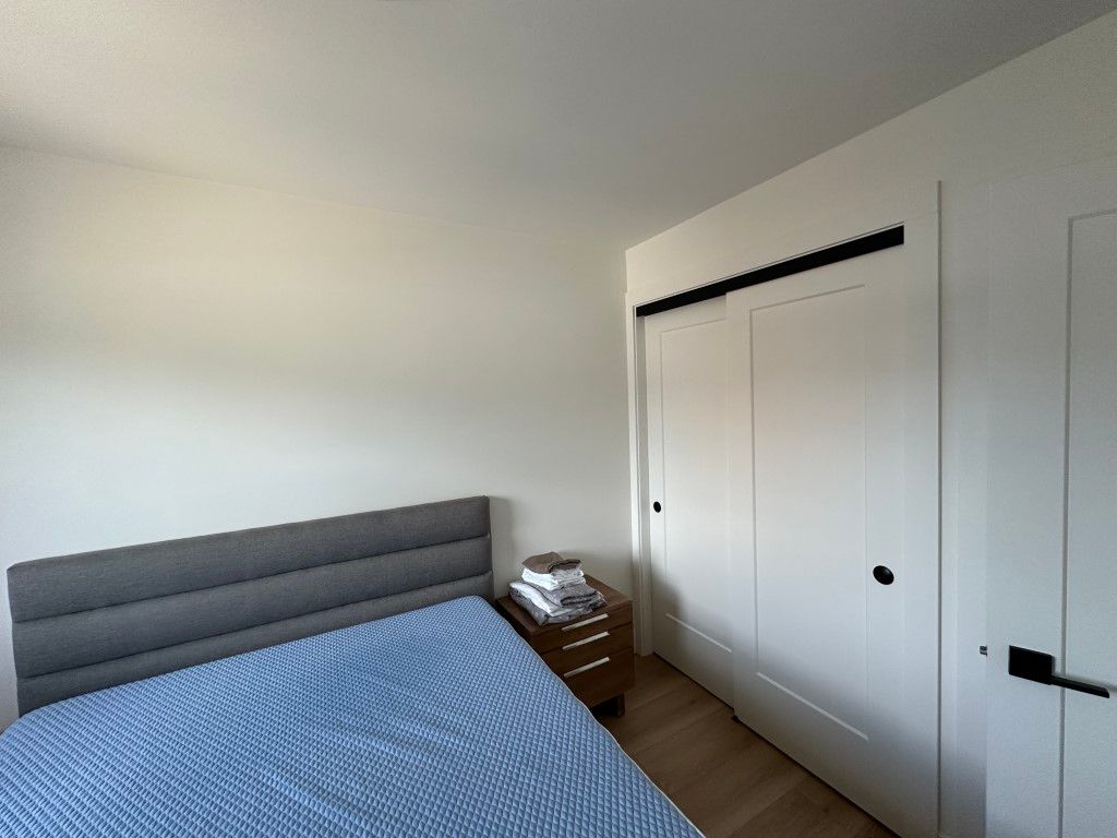 #10 414 Humbert St thumbnail 14
