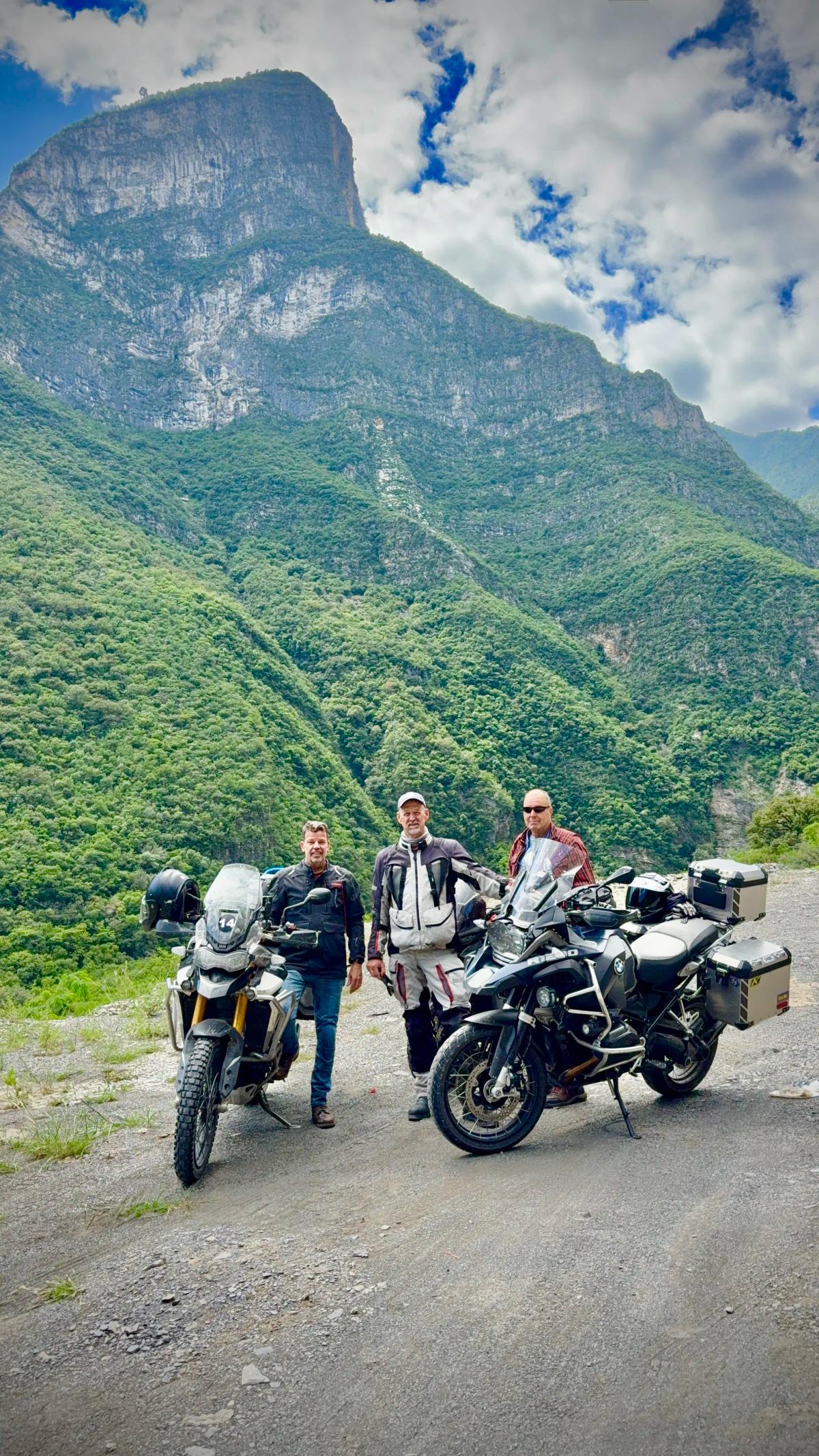 Los tres amigos