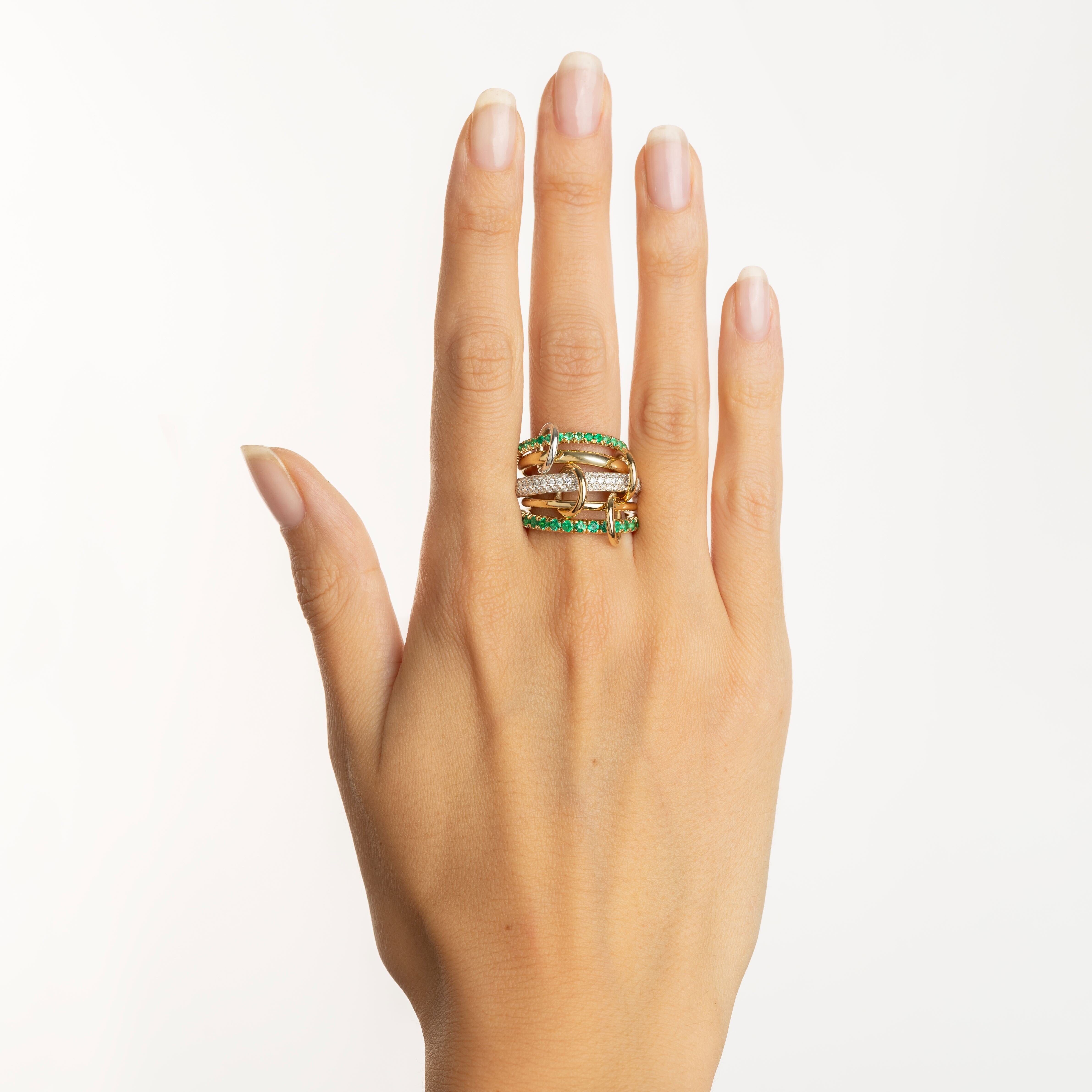 Chloe Vert Linked Ring with Diamonds & Emeralds | Spinelli Kilcollin