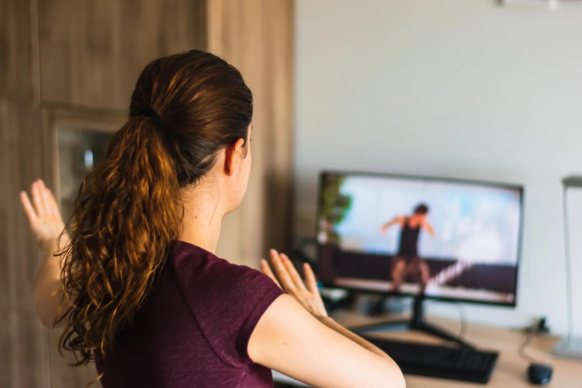 10 Short Dance Workouts That Will Help You Work Up A Sweat
