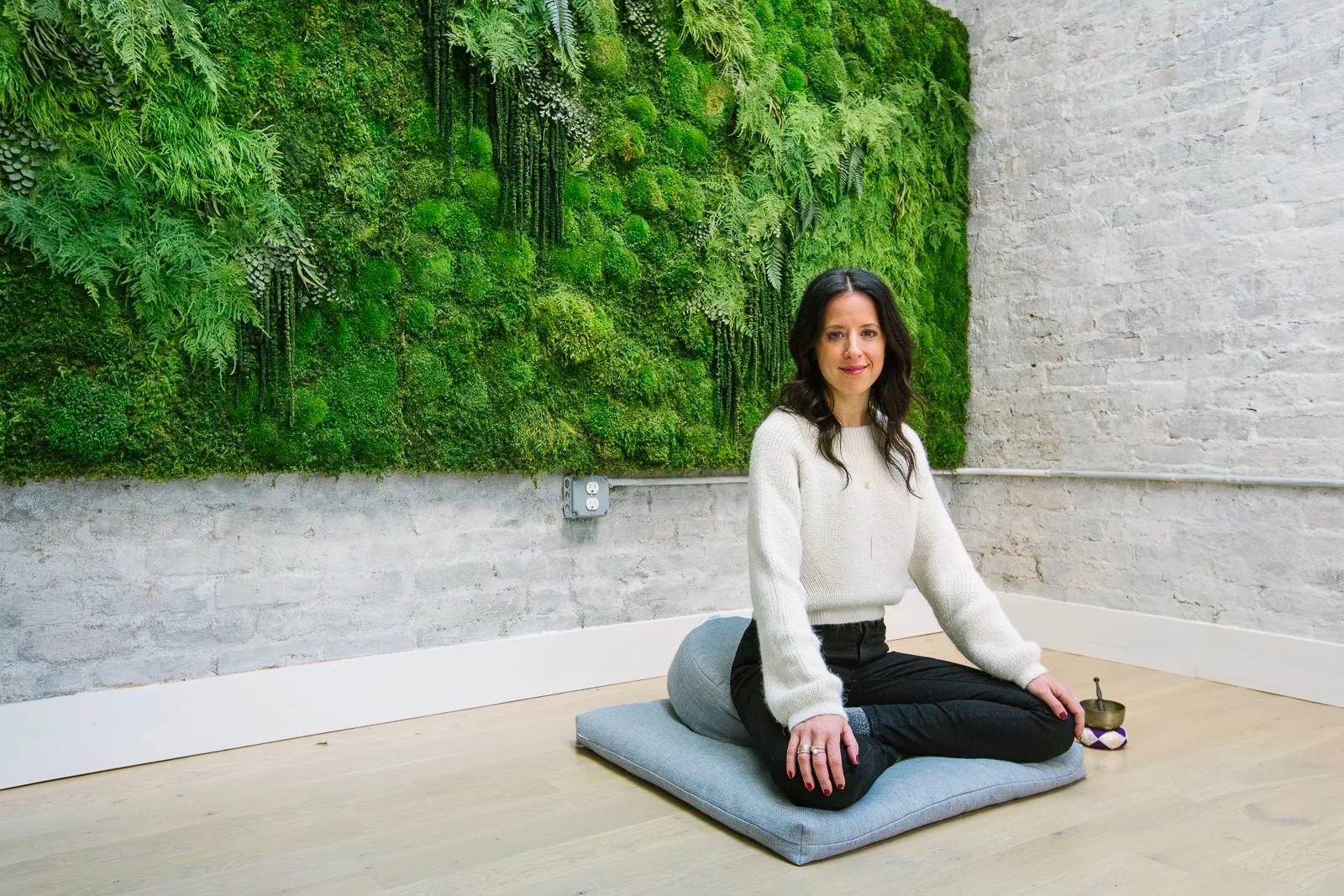 Ellie Burrows meditation habits