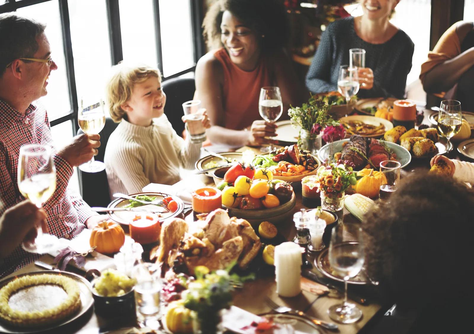 mindful family tension during holidays