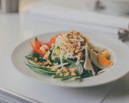 8 Celeb Diet Secrets That Are Actually Healthy