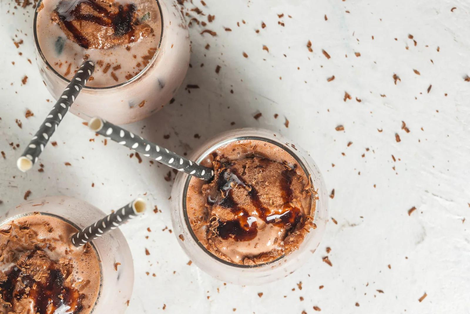 3 Sweet Chocolate Smoothies that Aren’t Filled With Sugar