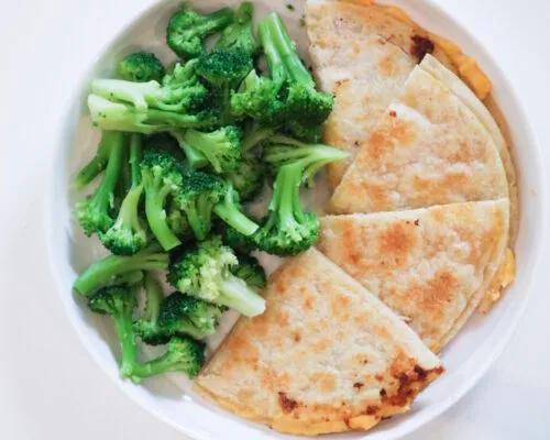 5 Healthy Lunches Kids Can Make for Themselves