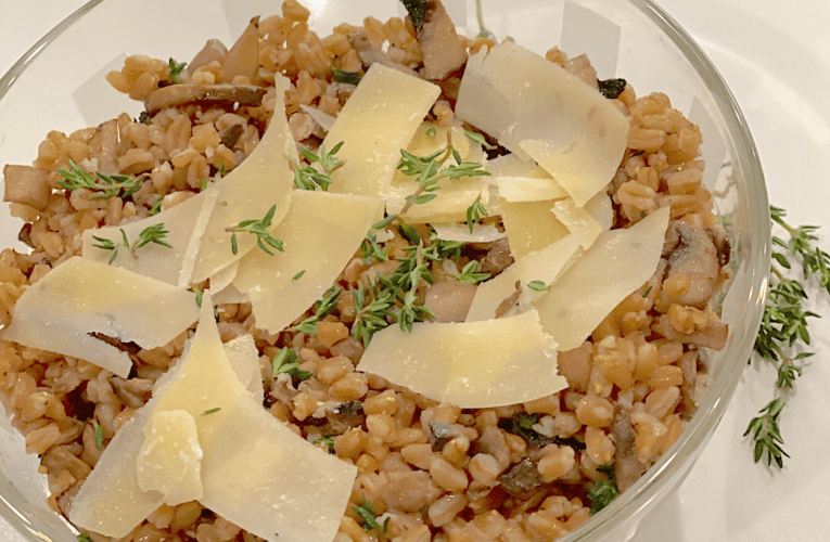 mushroom farro salad