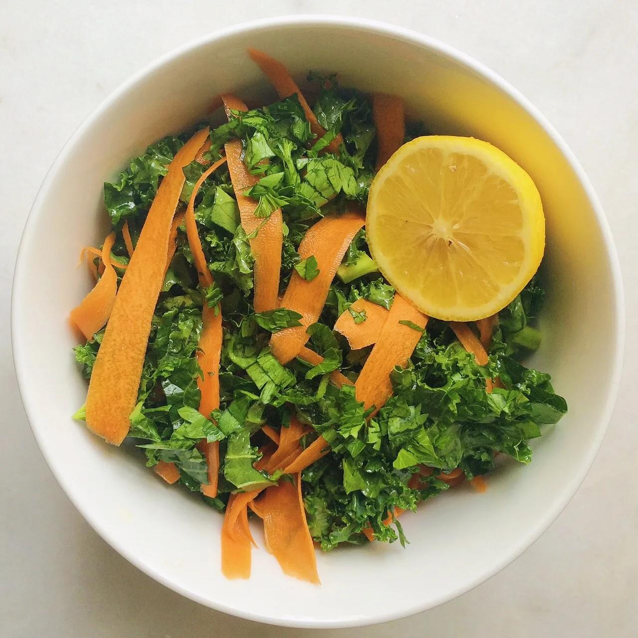 Kale Salad with Carrots