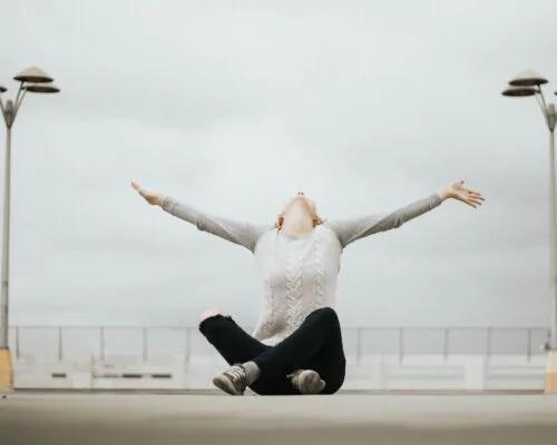 Why Scientists and Spiritual Teachers Agree You Should Practice Cultivating Gratitude