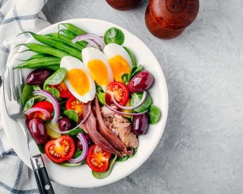13 Simple Summer Salads That Are Hearty Enough for Dinner