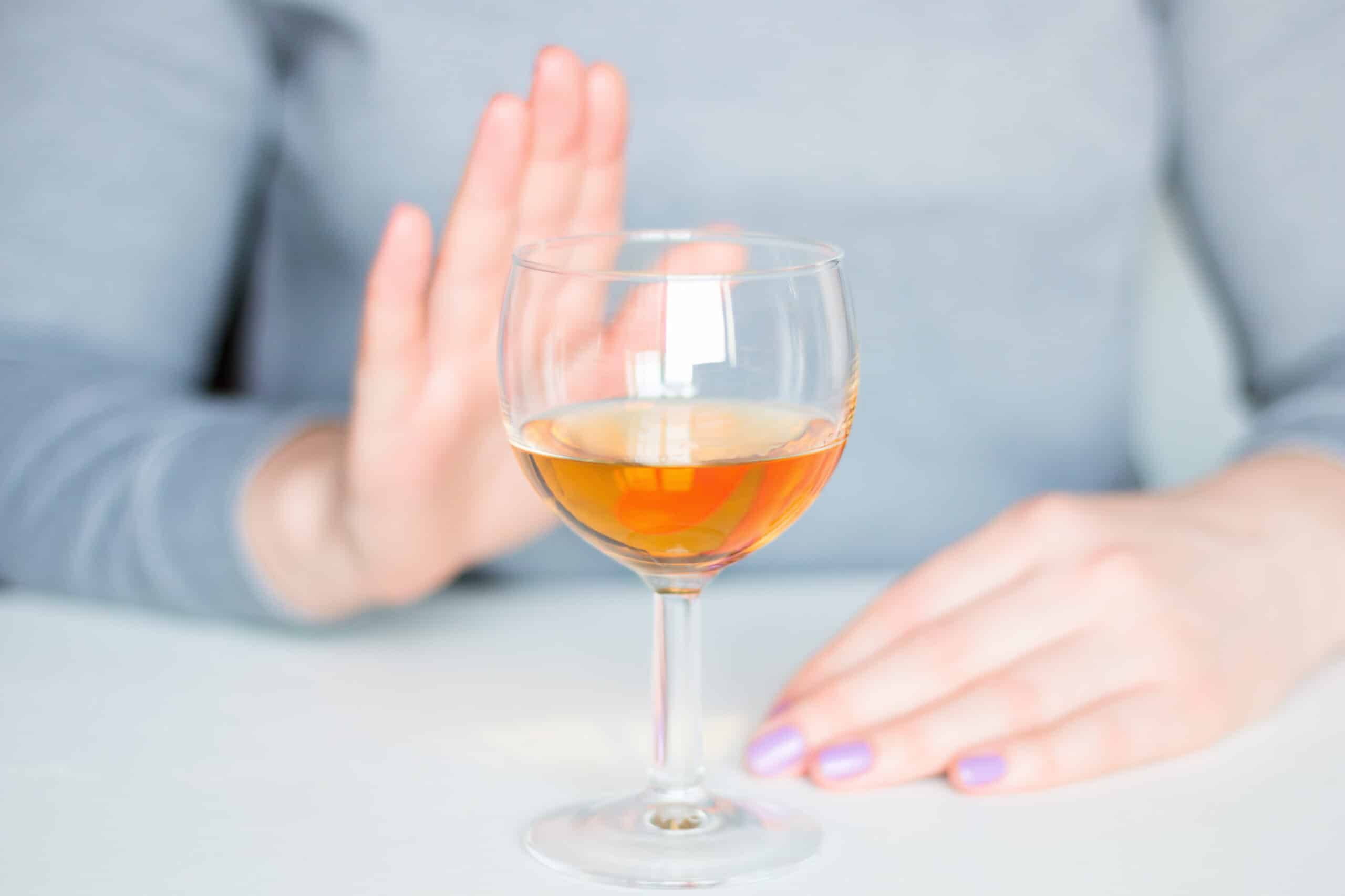 3 Weeks Without Alcohol: The Key to More Energy, Better Sleep and Radiant Skin