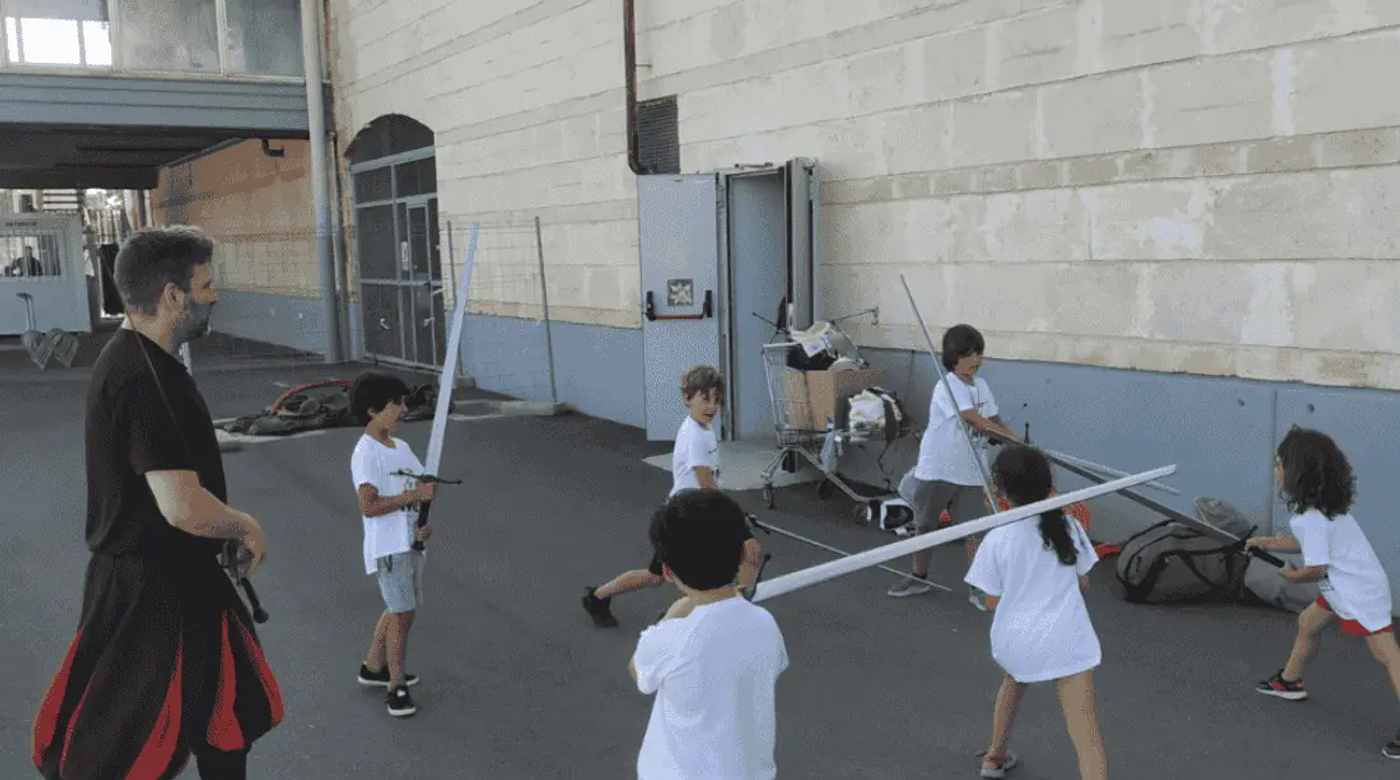 FORMACIÓN CONTINUA Y PEDAGOGÍA: EL MÉTODO DE GONZALO MARTÍNEZ EN HEMA
