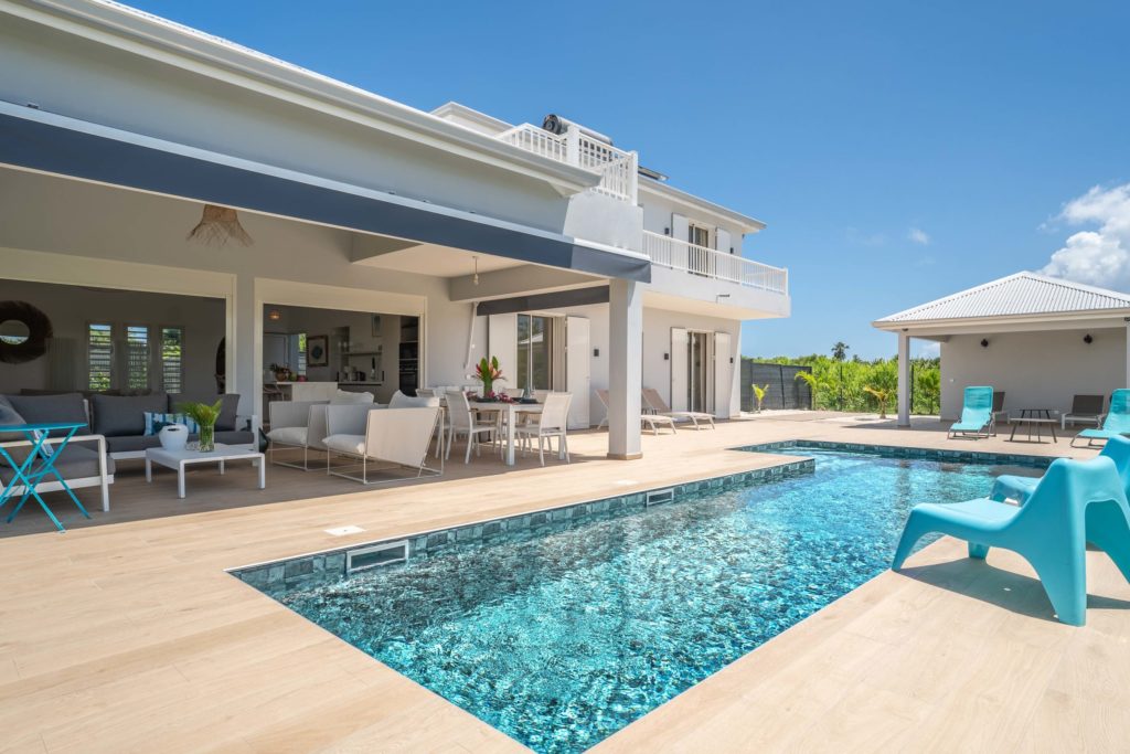 Villa moderne avec piscine, climatisation et WiFi rapide