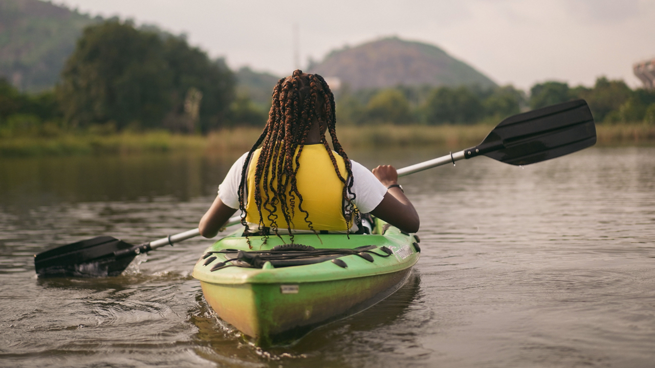 Kayak dans la mangrove du Grand Cul-de-Sac Marin