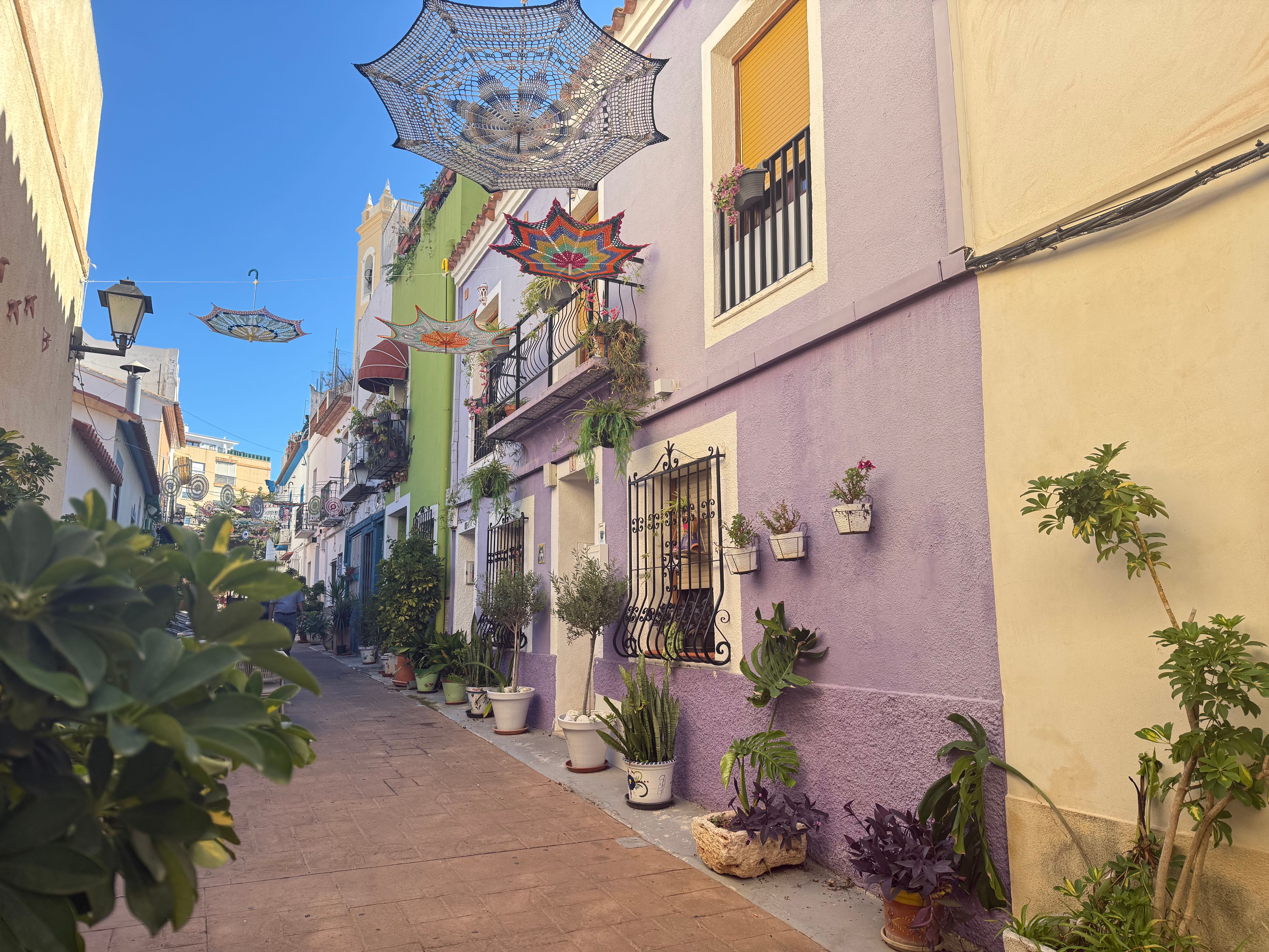 Hyggelig å rusle i gamlebyen i Calpe