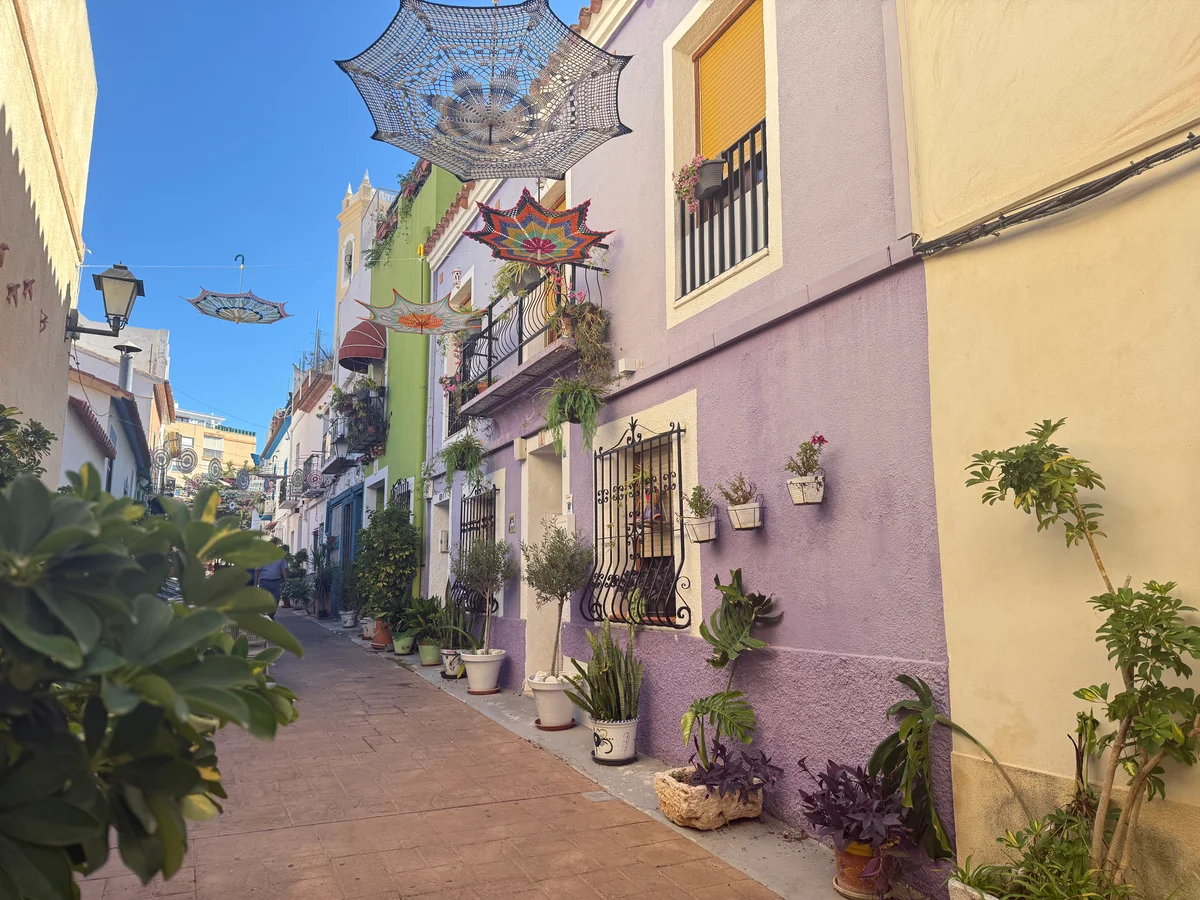 Hyggelig å rusle i gamlebyen i Calpe