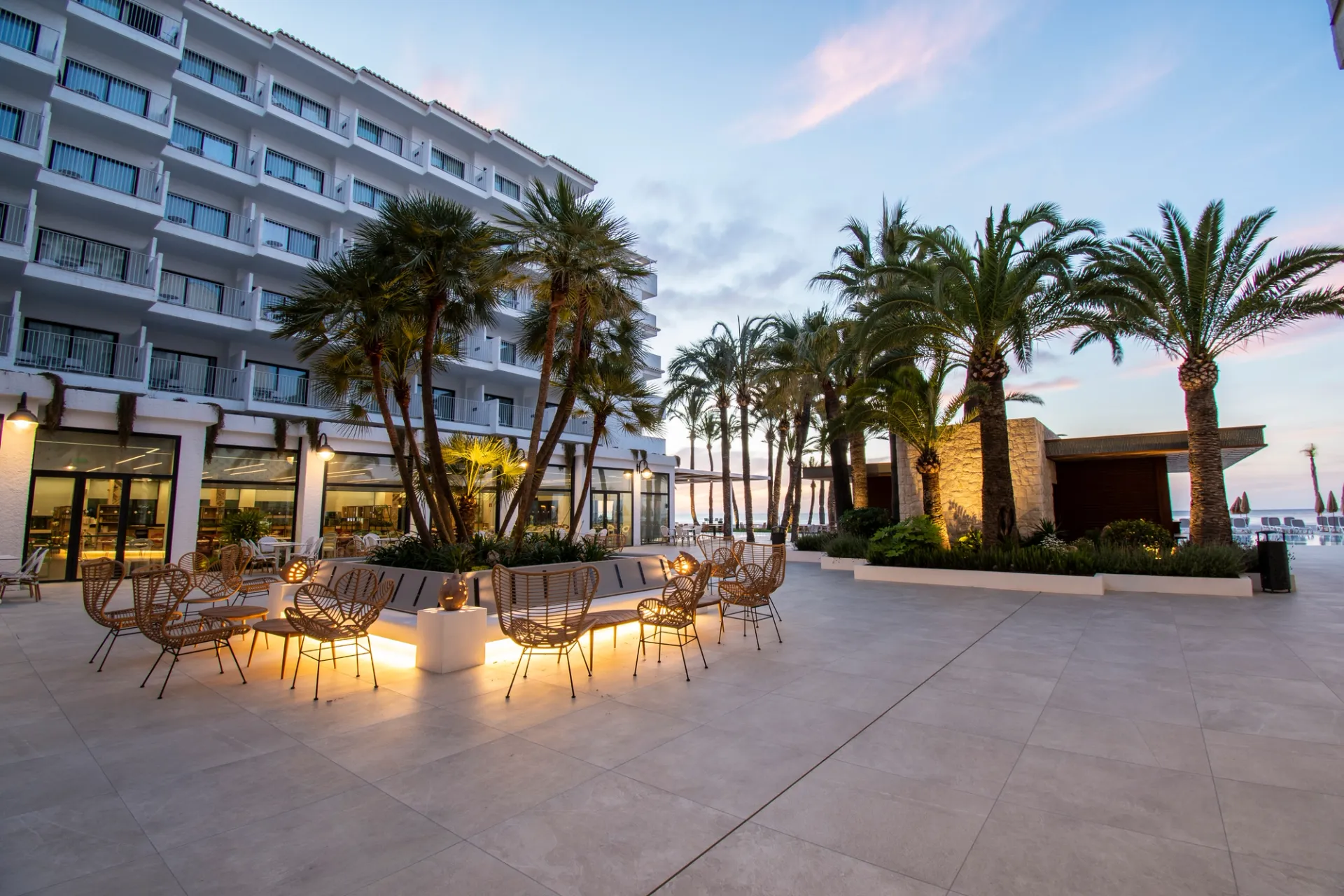 Bli med oss på treningsreise til Altea i Spania, 16/10 til 23/10! Vi skal rett og slett yte og nyte i skjønn forening!  