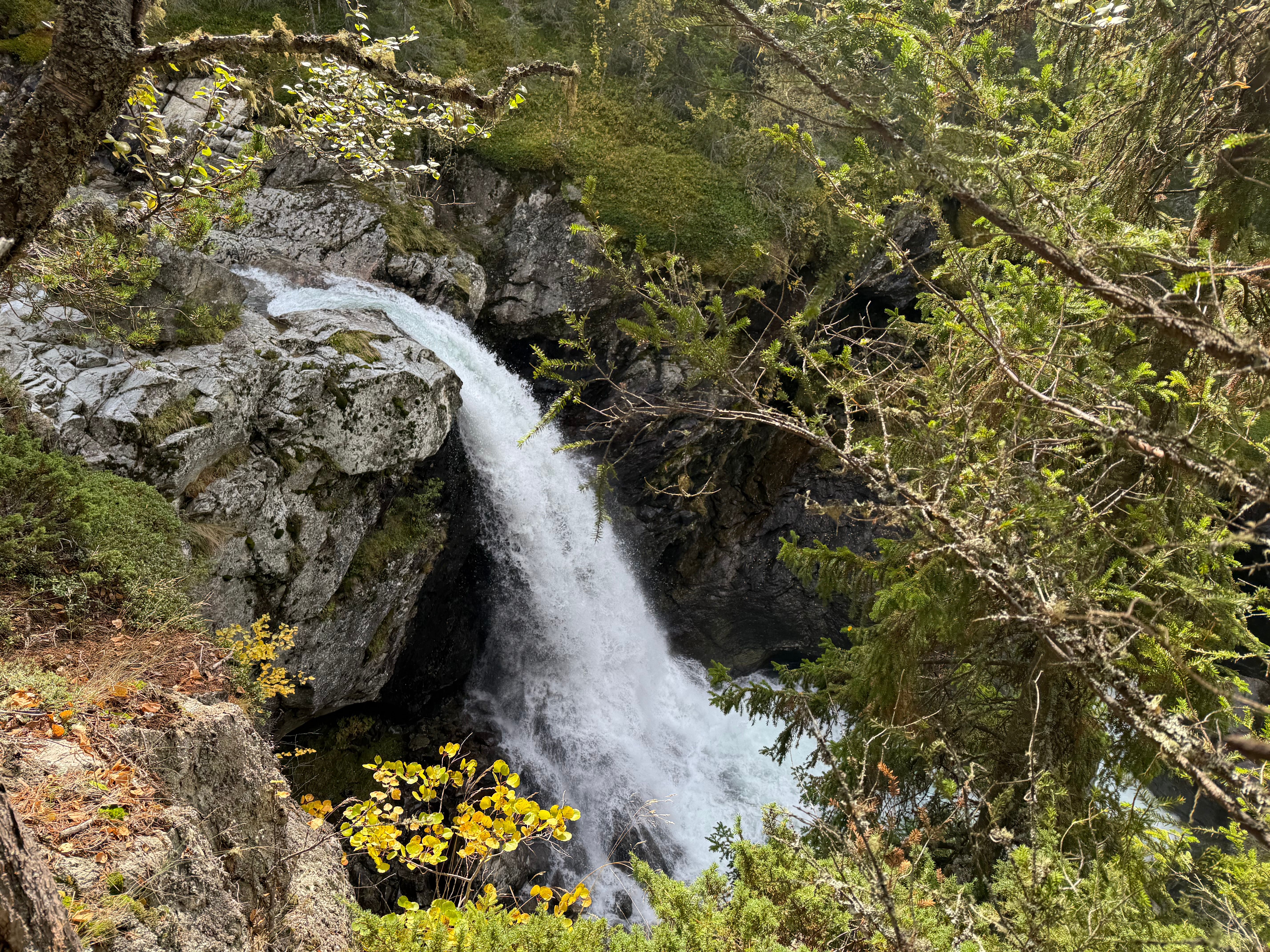 Trøymsånefossen