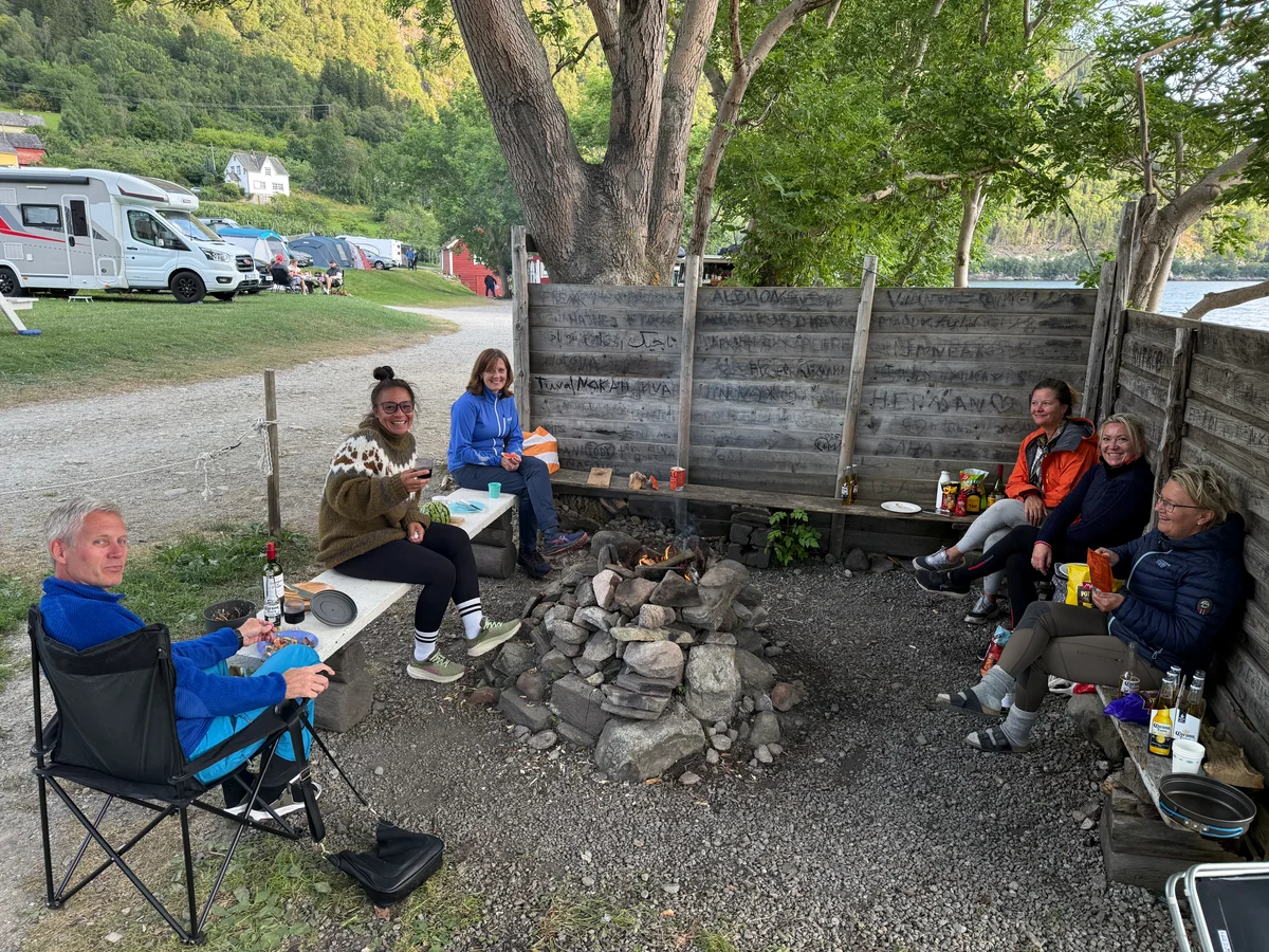 Gjengen som skulle bli med å gå Dronningstien
