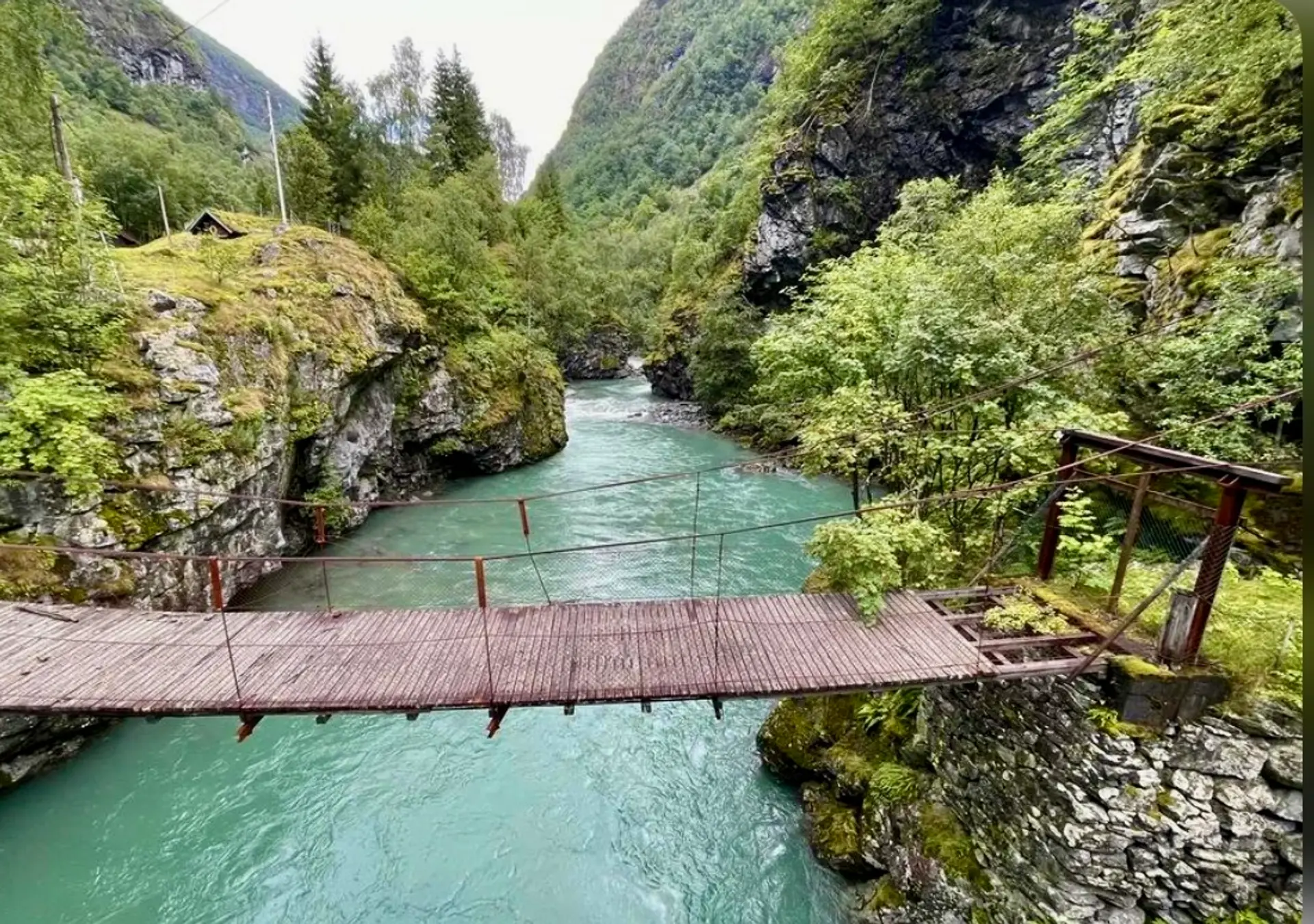 Bli med å gå i fantastiske Utladalen.