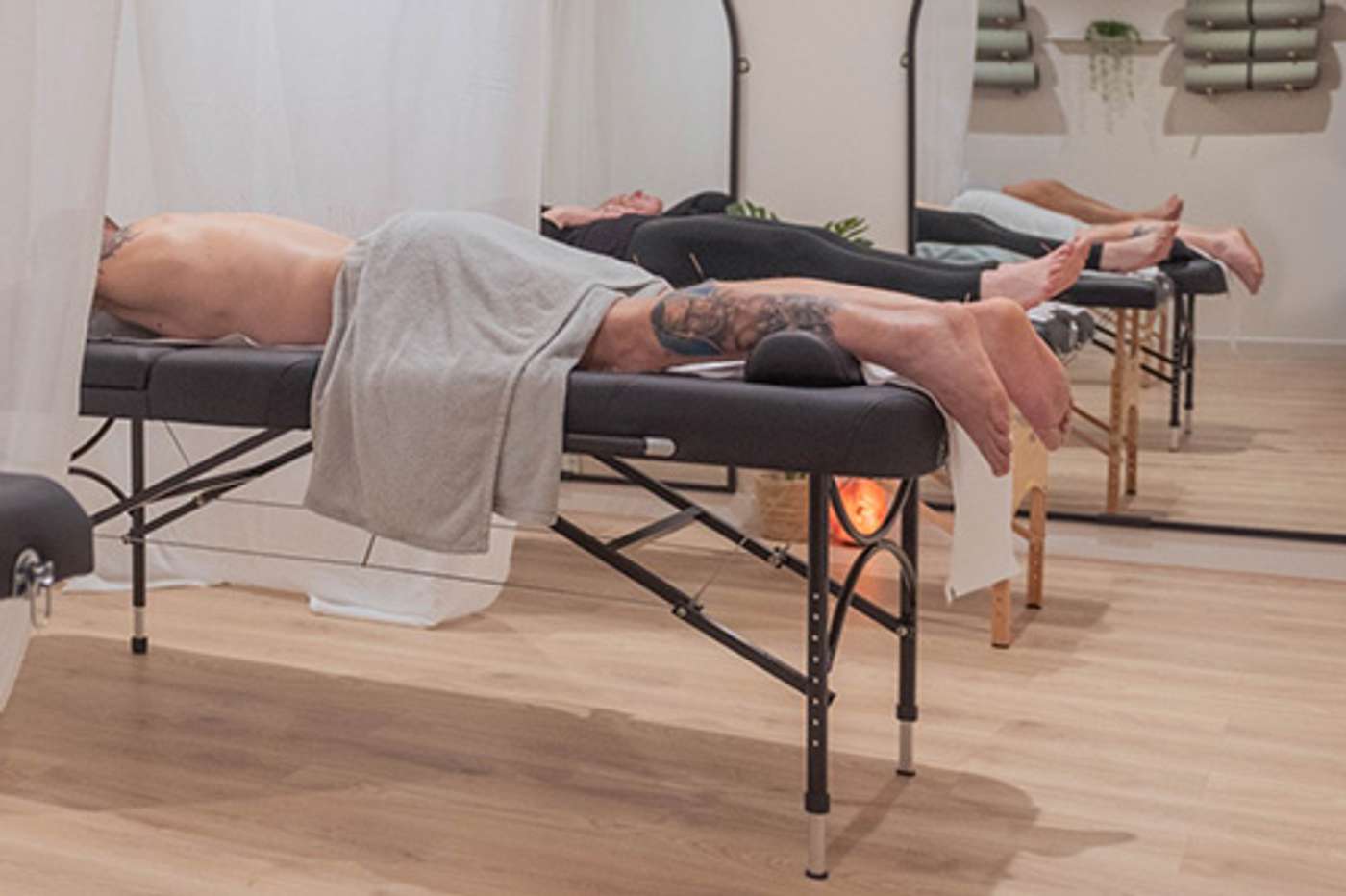 Multibed acupuncture