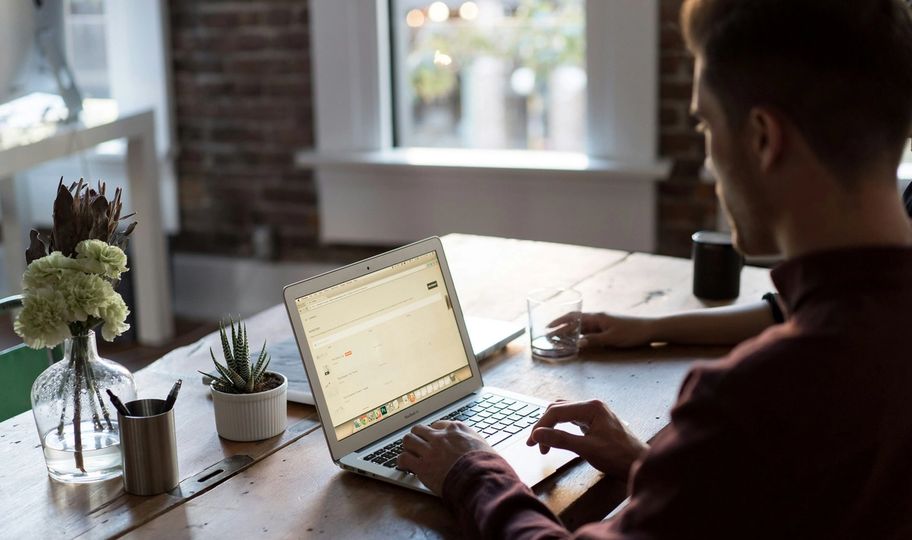 ¿Por qué publicar en Hogarly?