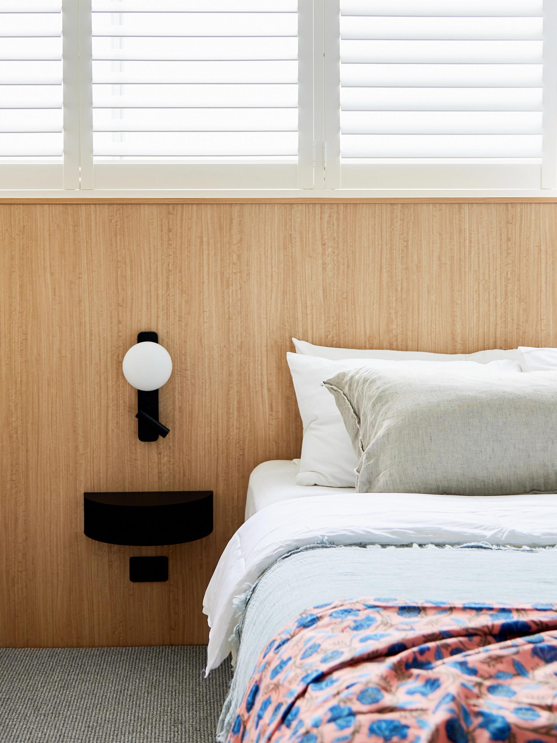 Custom bedhead